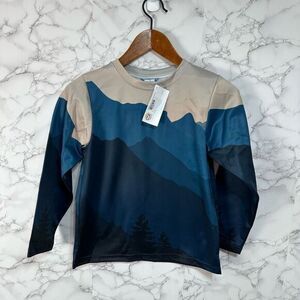 Monday’s Child Boys Sweatshirt sz 10 NEW #F510